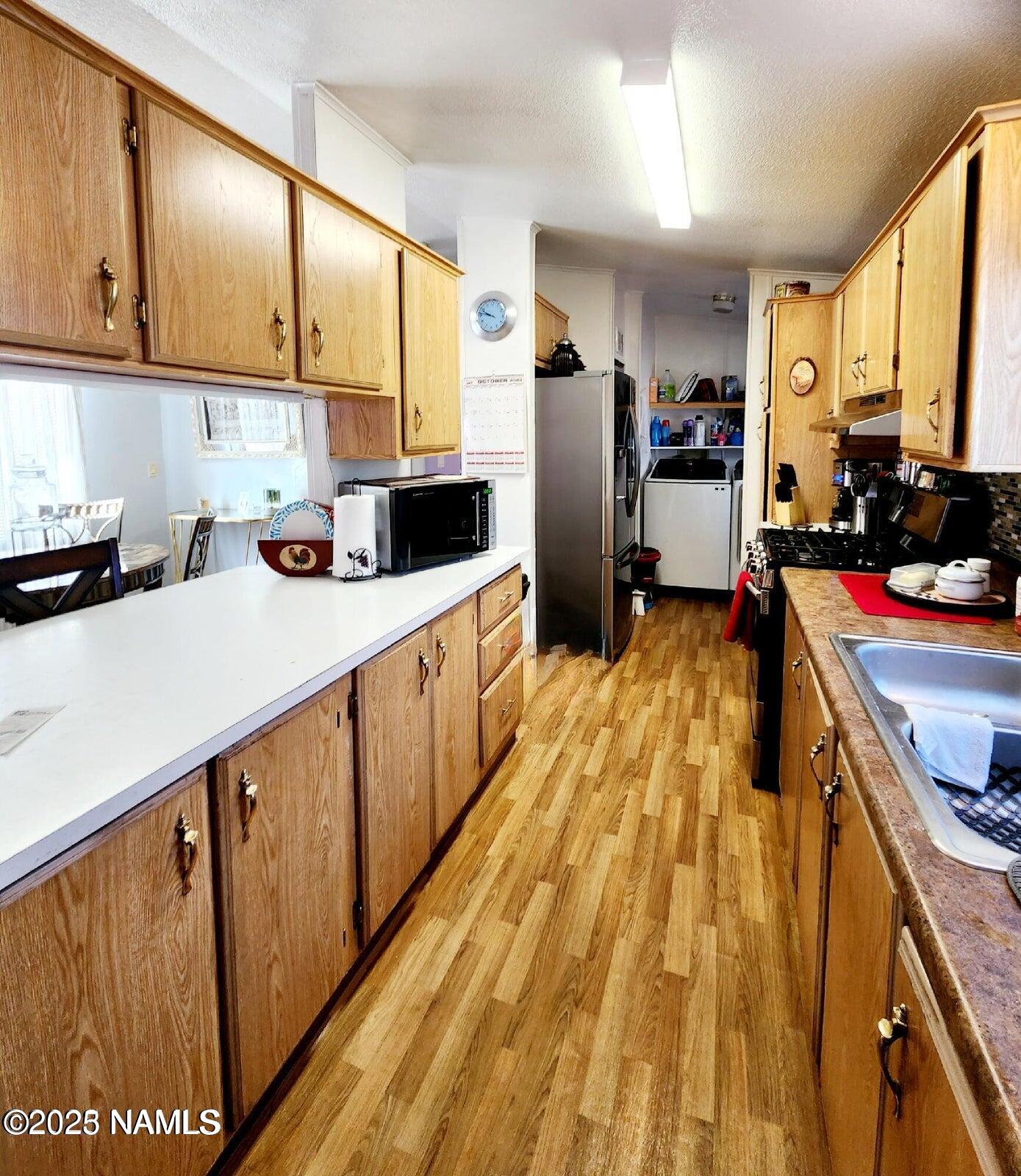 1450 W Kaibab Lane, 70