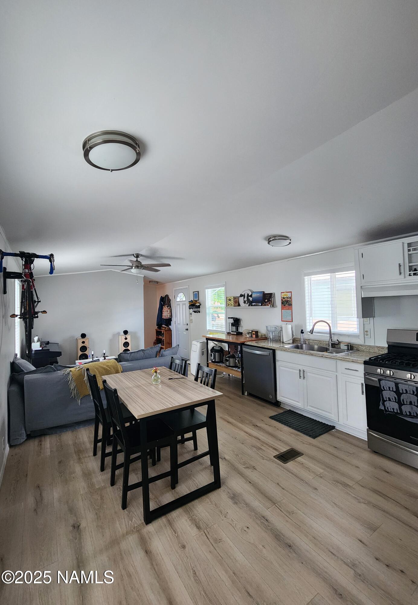 1450 W Kaibab Lane, 62
