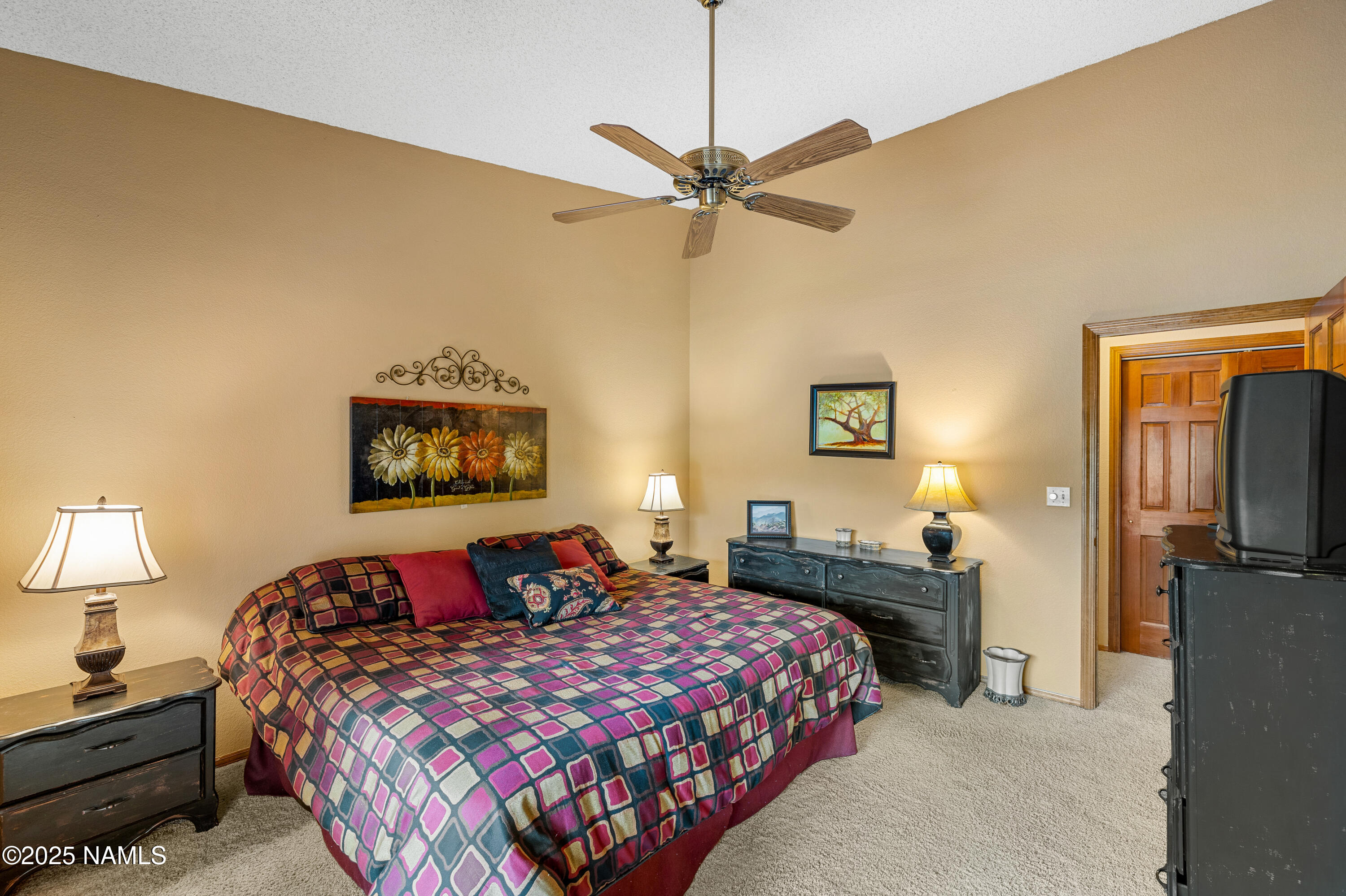 6236 E Willow Loop