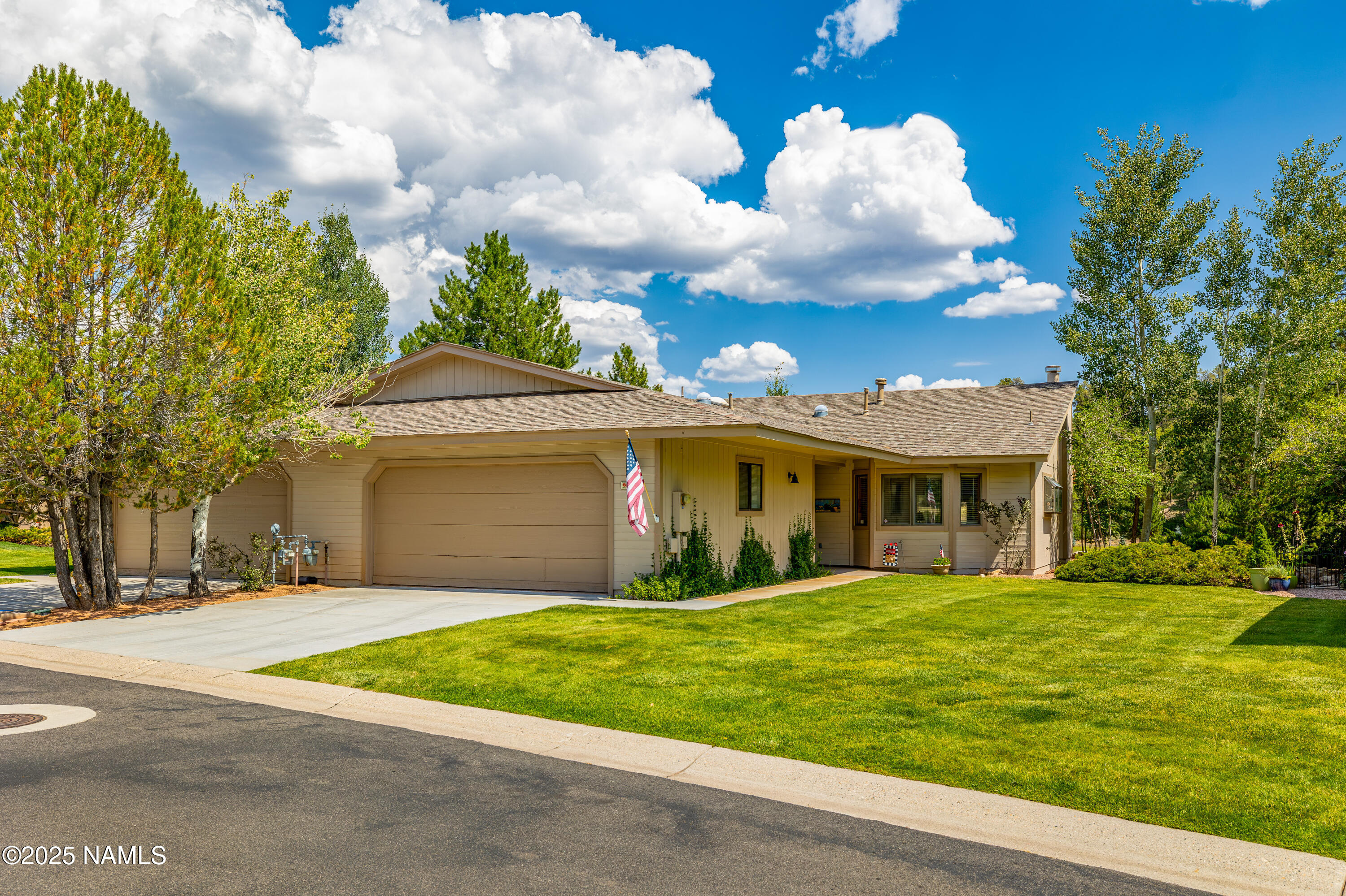 6236 E Willow Loop