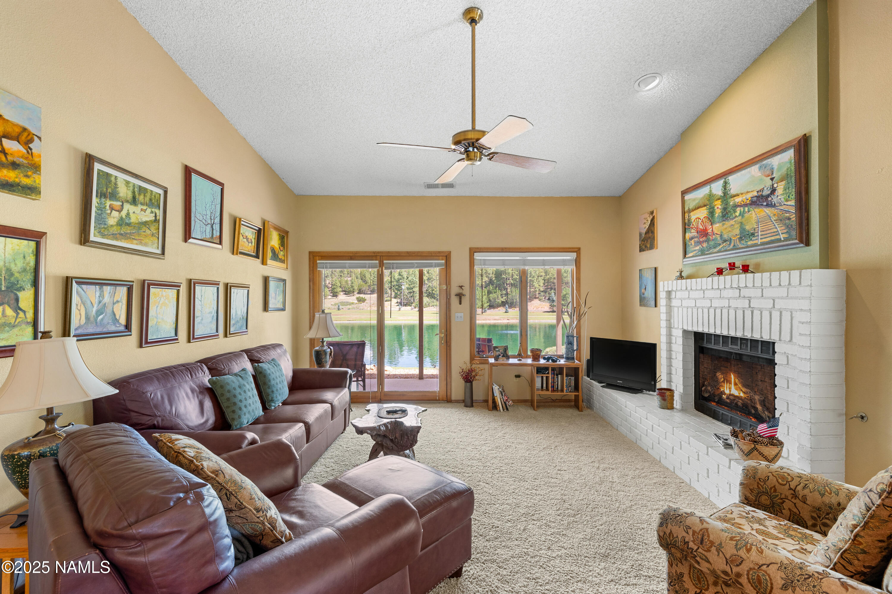 6236 E Willow Loop