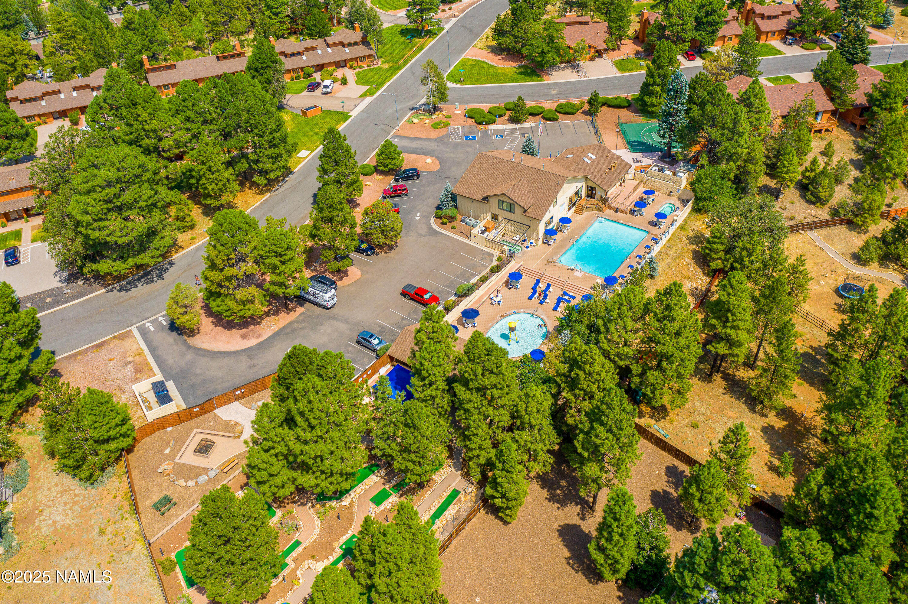 6236 E Willow Loop