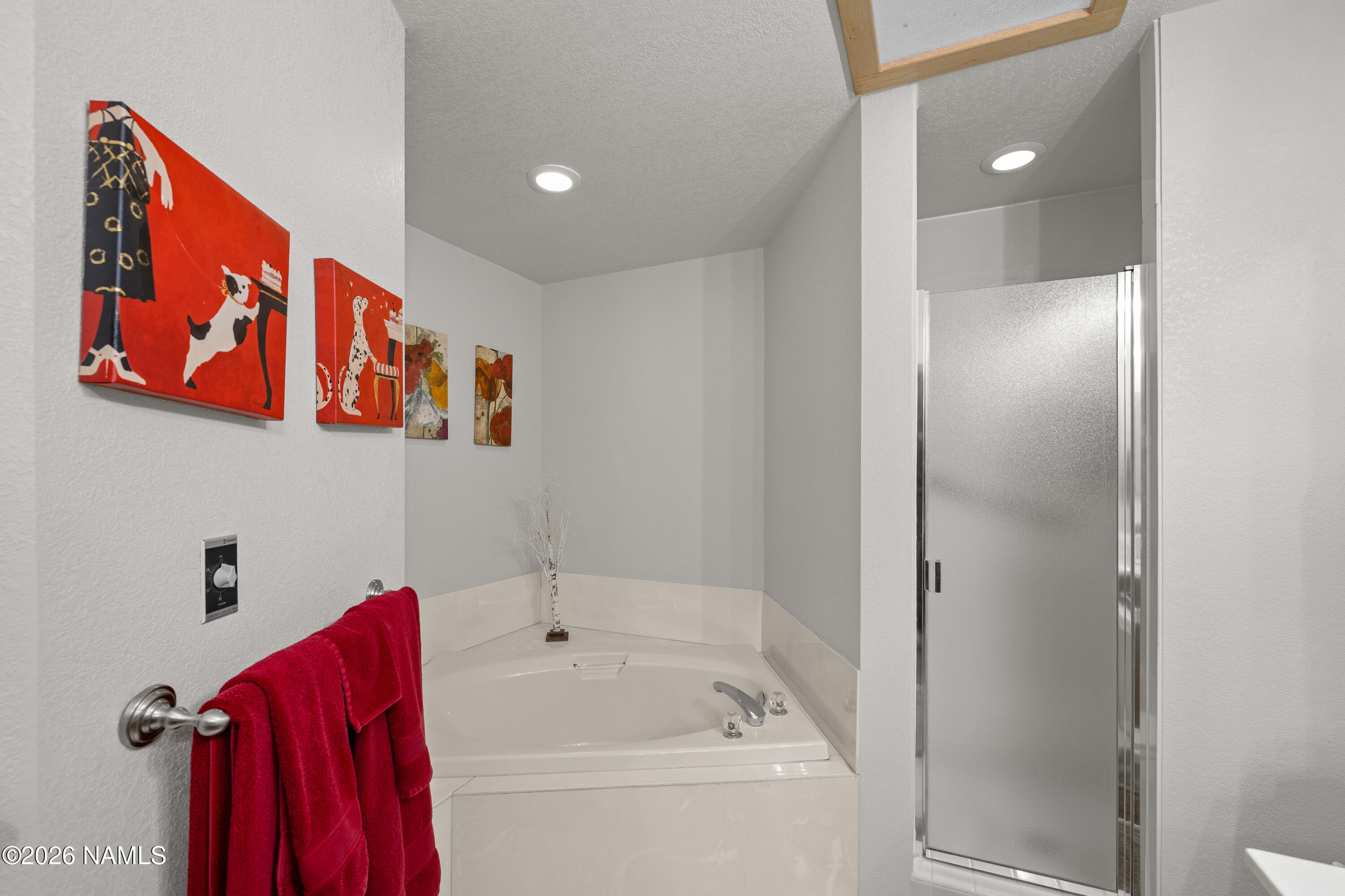 6130 E Laurel Loop