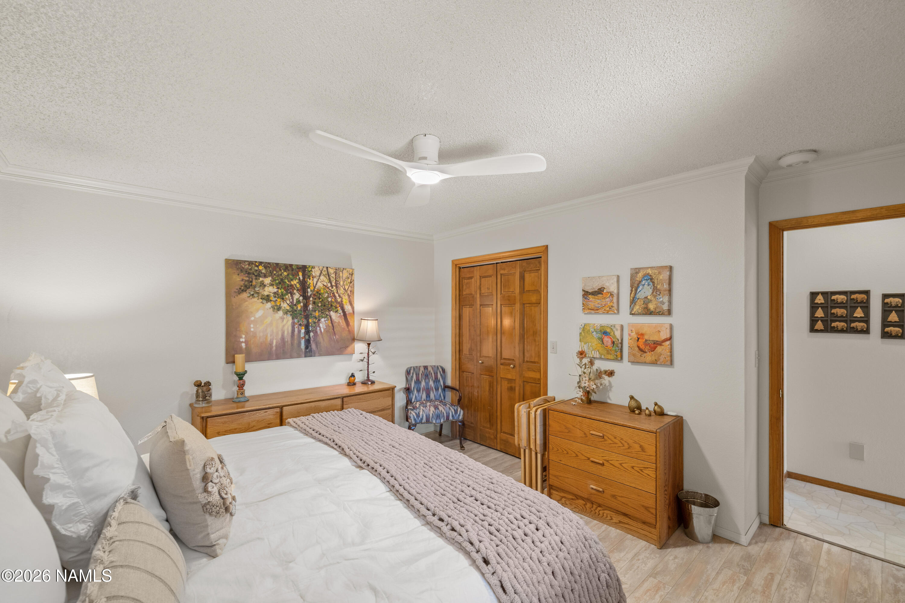6130 E Laurel Loop