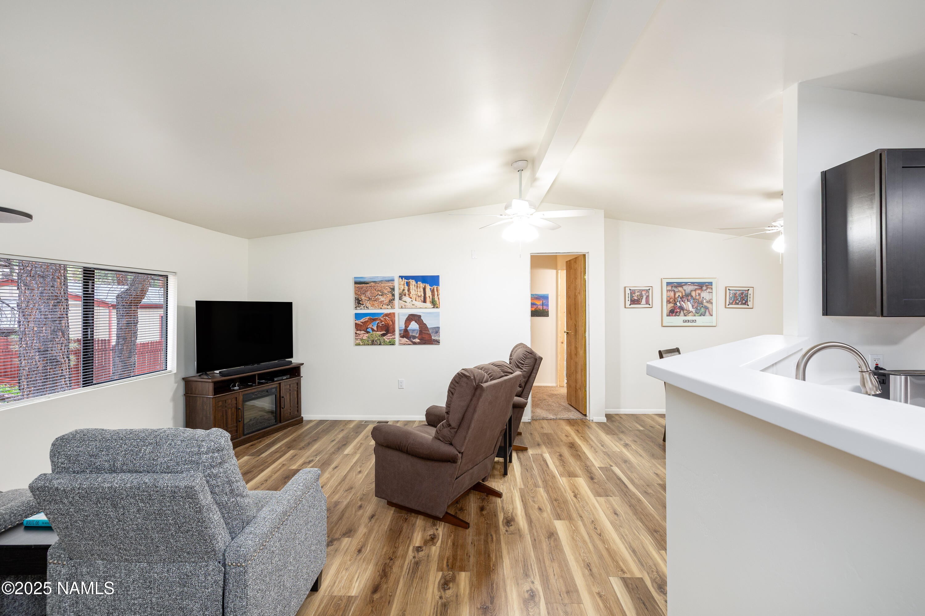 2401 W Route 66 17