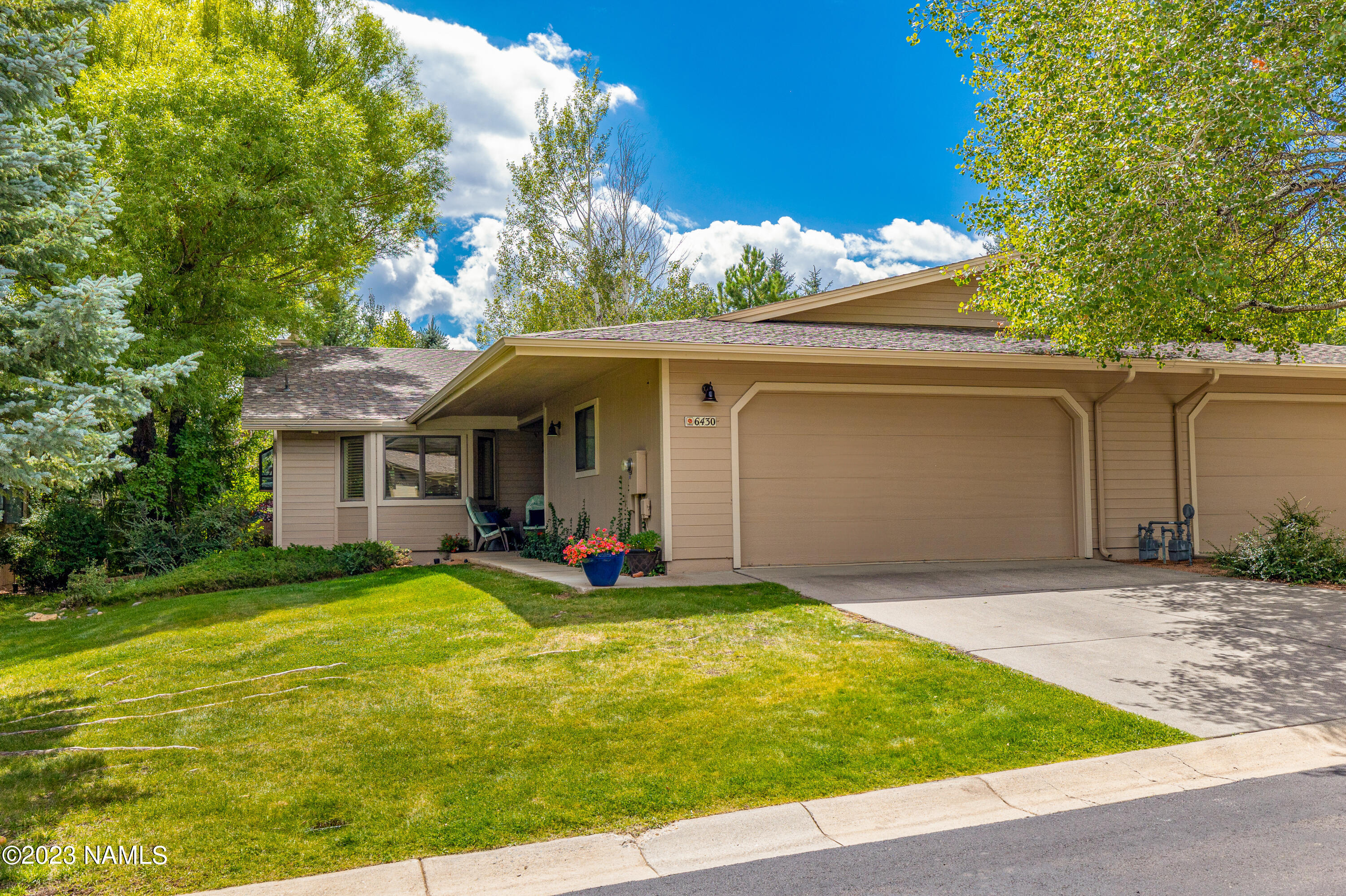 6430 E Willow Loop