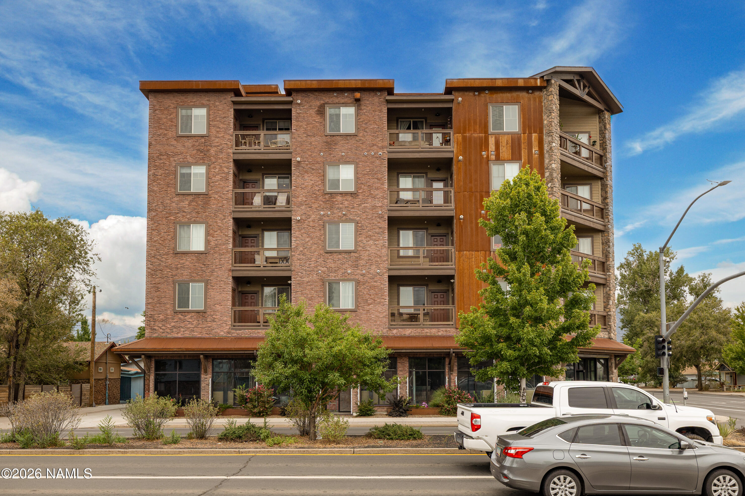 207 S Beaver Street 508
