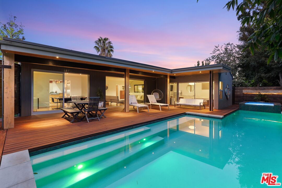 14840 W Sunset Blvd