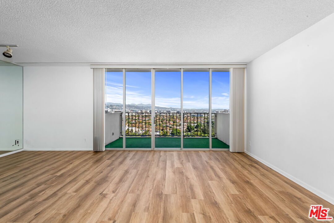 2160 Century Park Unit: 1604