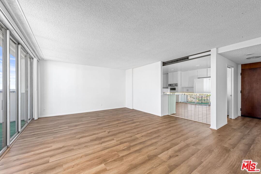 2160 Century Park Unit: 1604