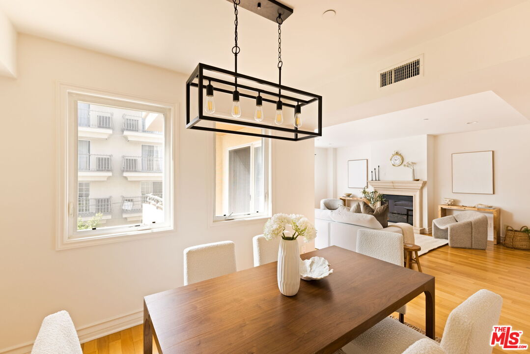 325 Arnaz Dr Unit: 304