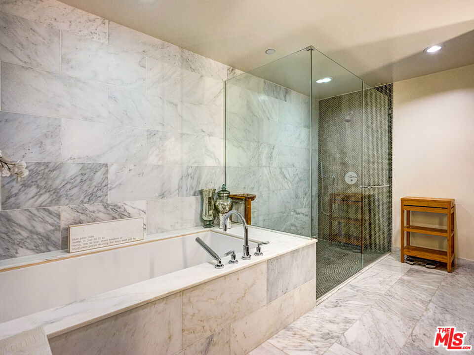 1705 Ocean Ave Unit: 105