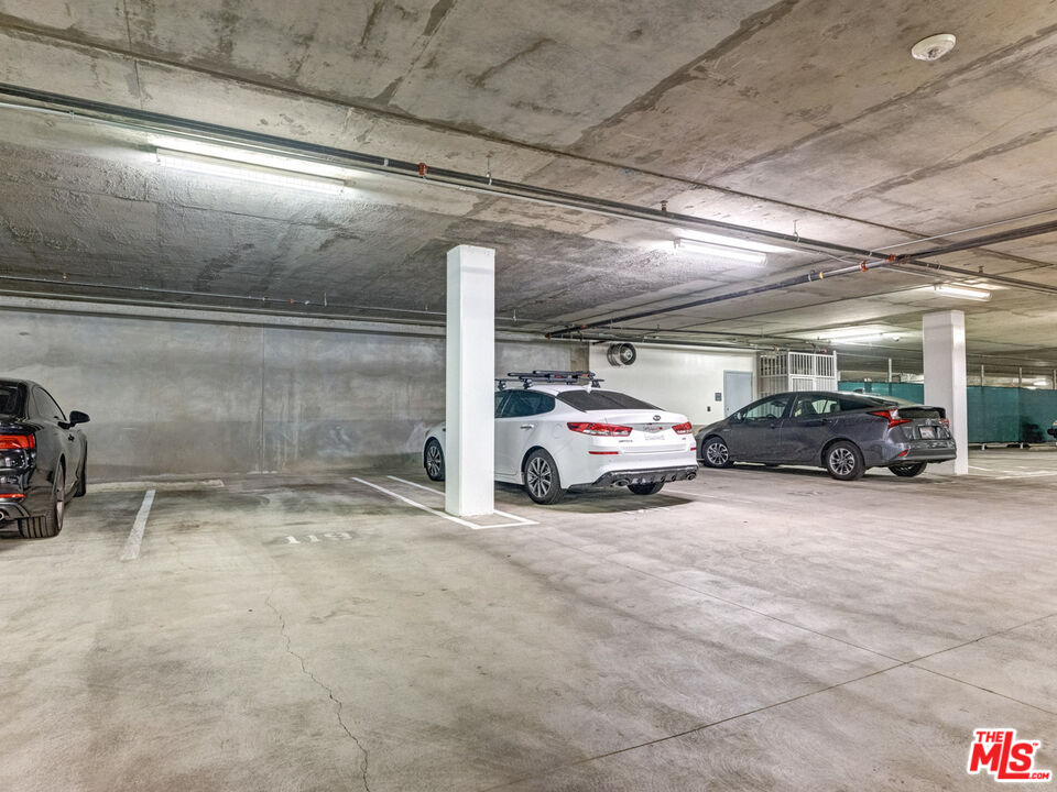 1705 Ocean Ave Unit: 105