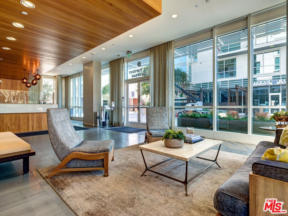 1705 Ocean Ave Unit: 105