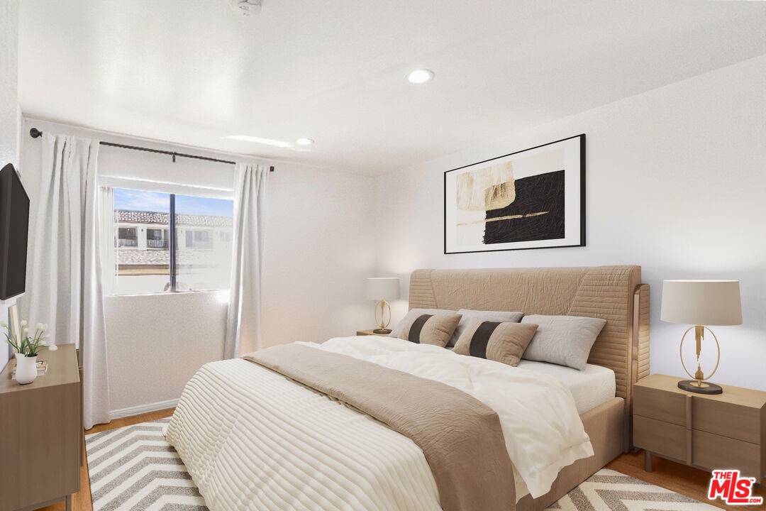 1214 Huntington Dr Unit: 1