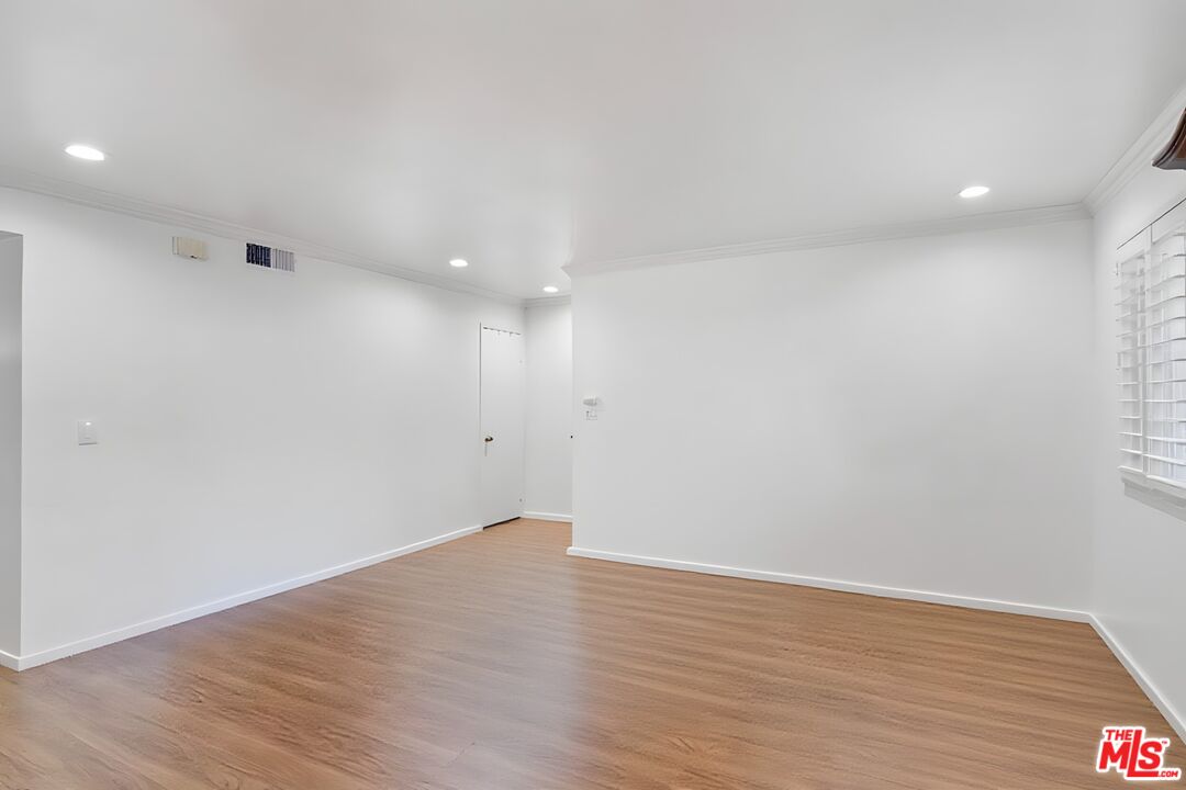 1214 Huntington Dr Unit: 1