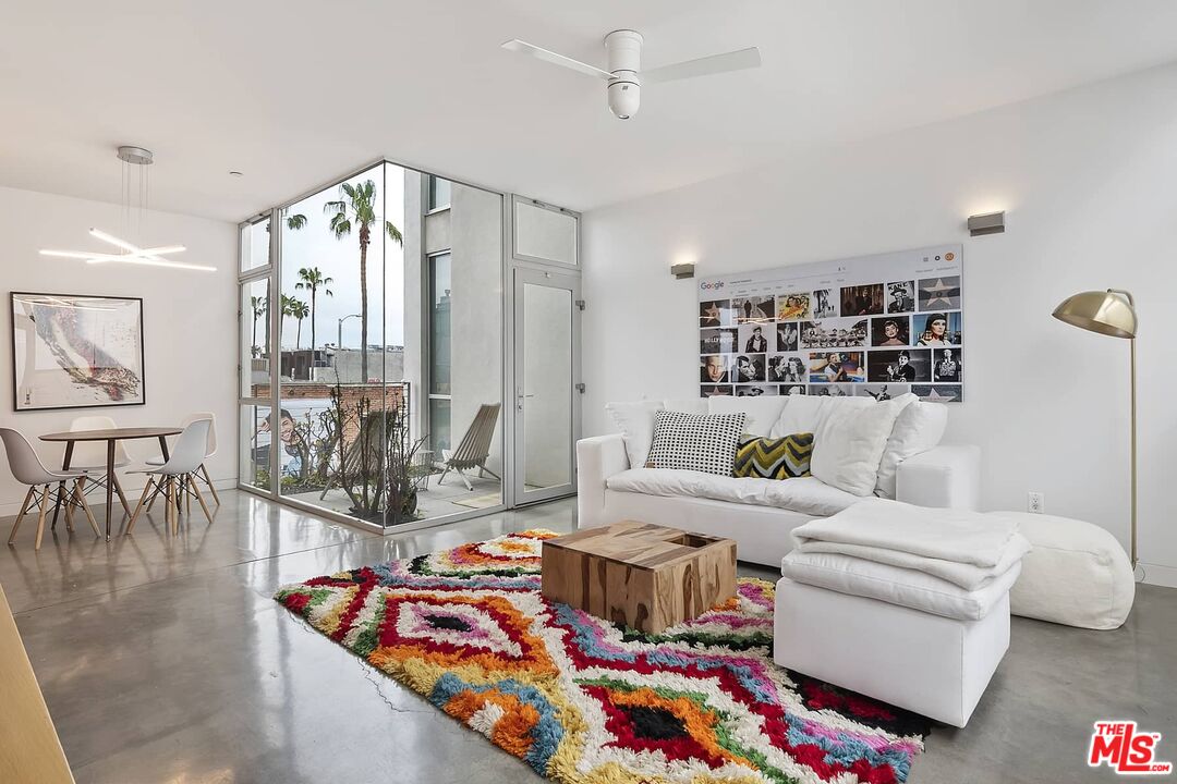 1121 Abbot Kinney Blvd Unit: F