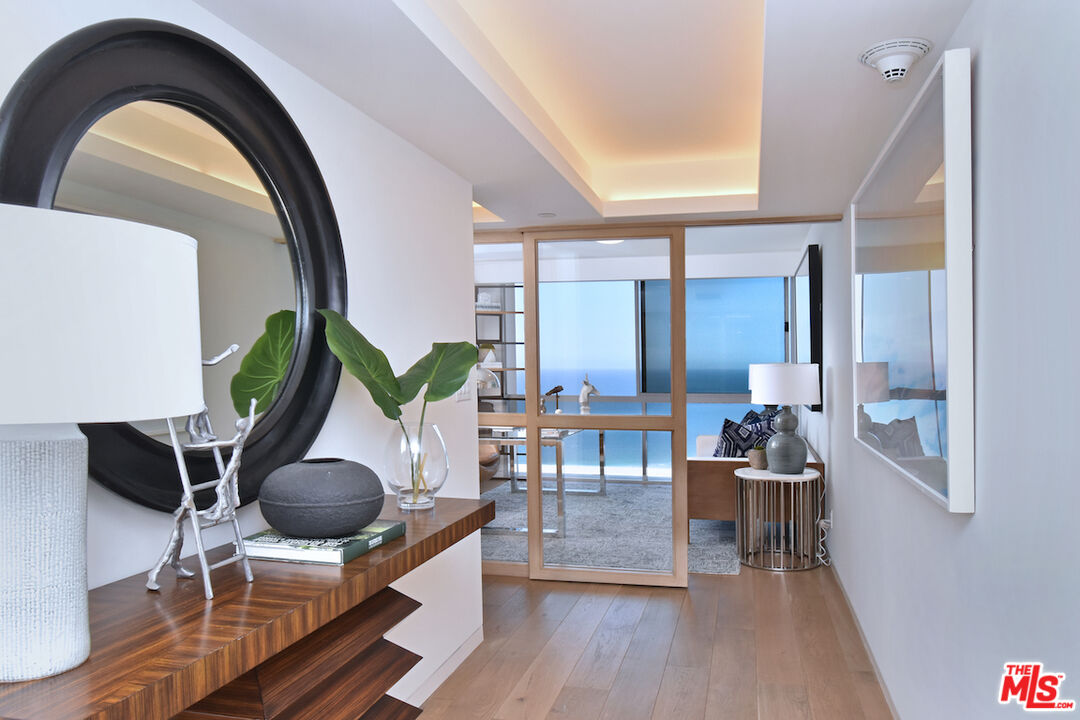 201 Ocean Ave Unit: 906P