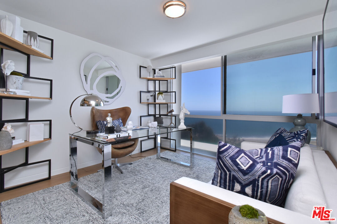 201 Ocean Ave Unit: 906P
