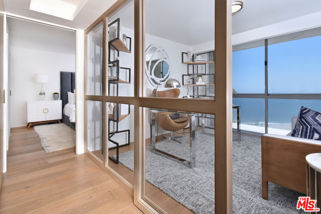 201 Ocean Ave Unit: 906P