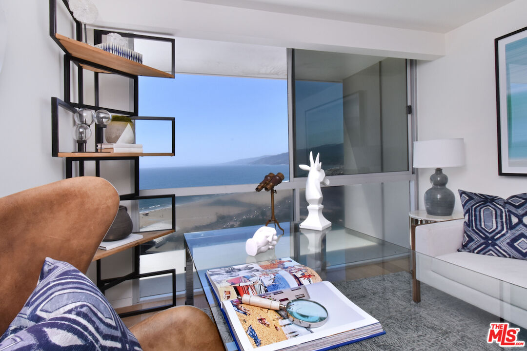 201 Ocean Ave Unit: 906P