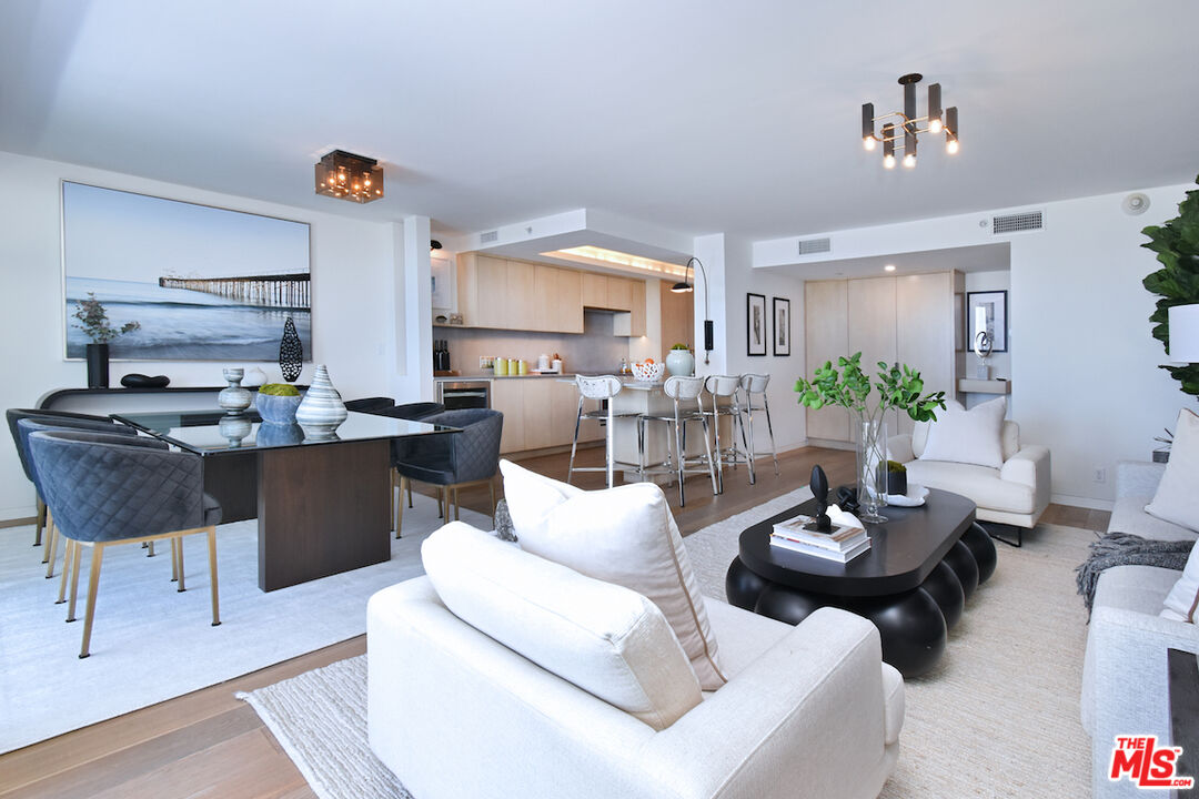 201 Ocean Ave Unit: 906P