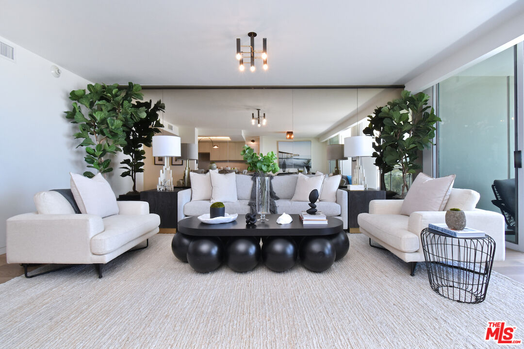 201 Ocean Ave Unit: 906P