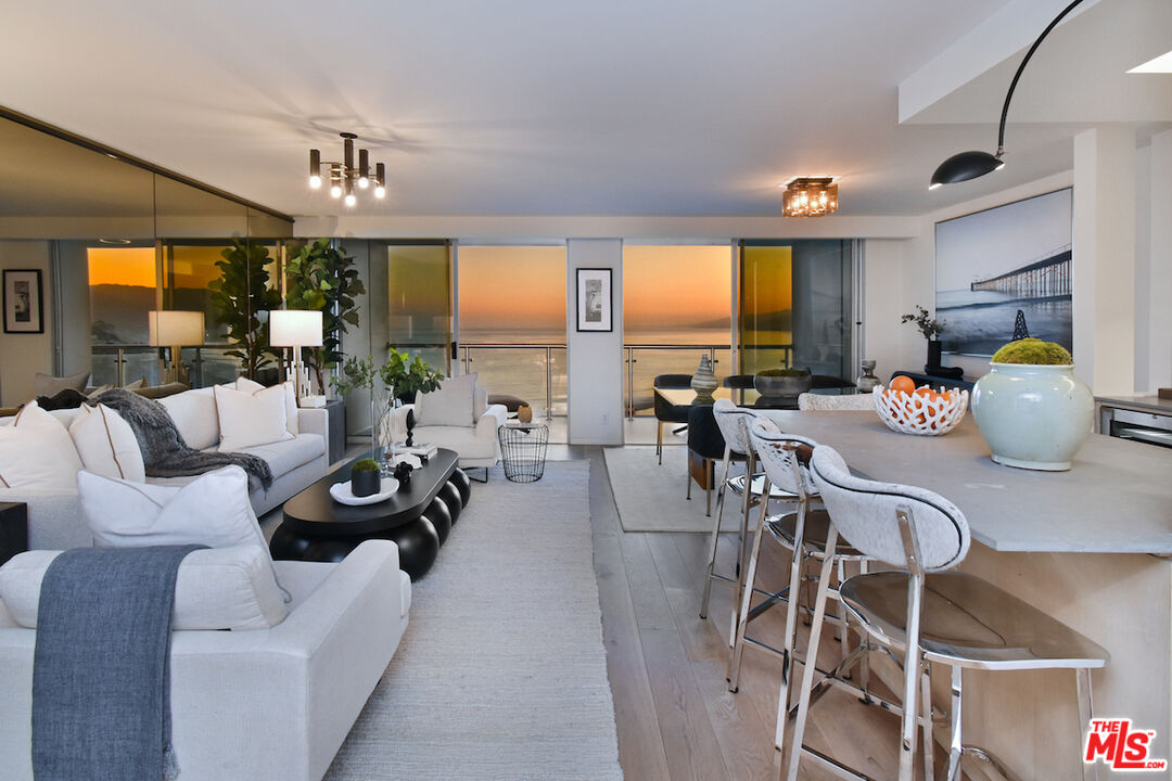 201 Ocean Ave Unit: 906P