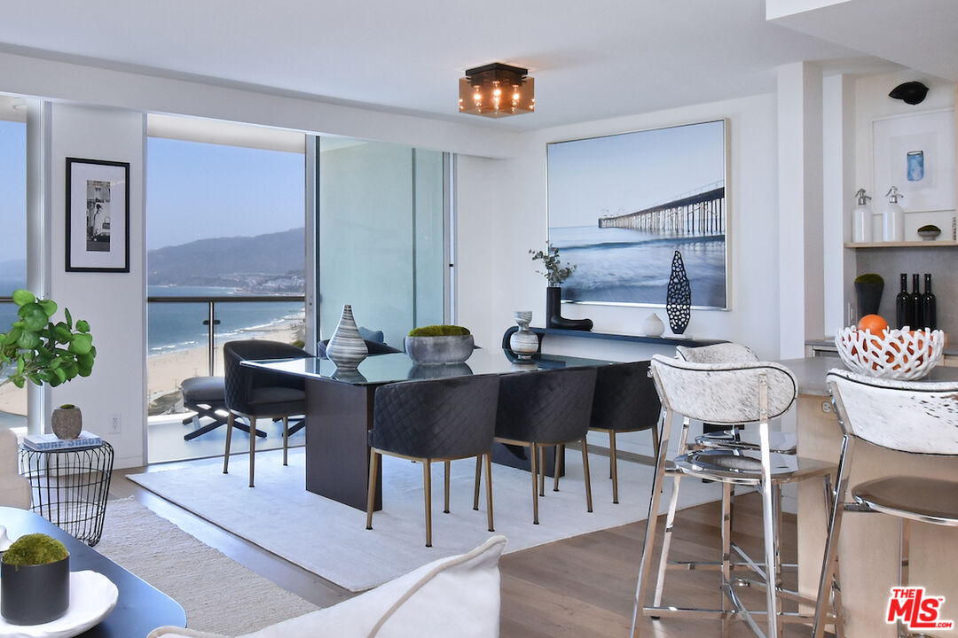 201 Ocean Ave Unit: 906P