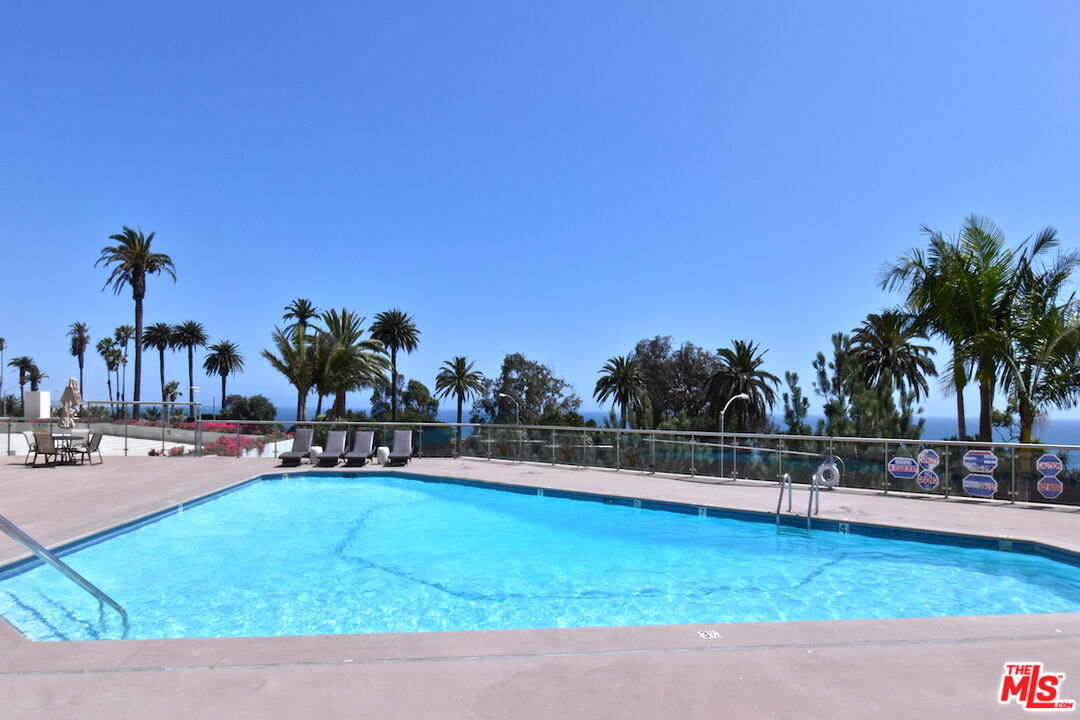 201 Ocean Ave Unit: 906P