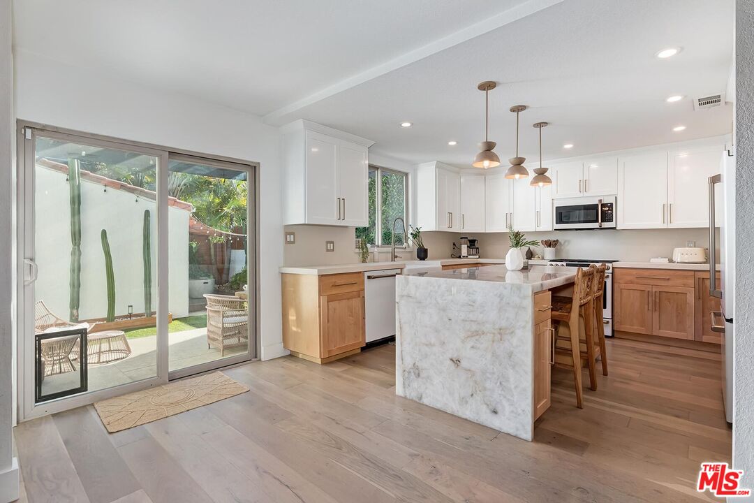 810 Commonwealth Ave