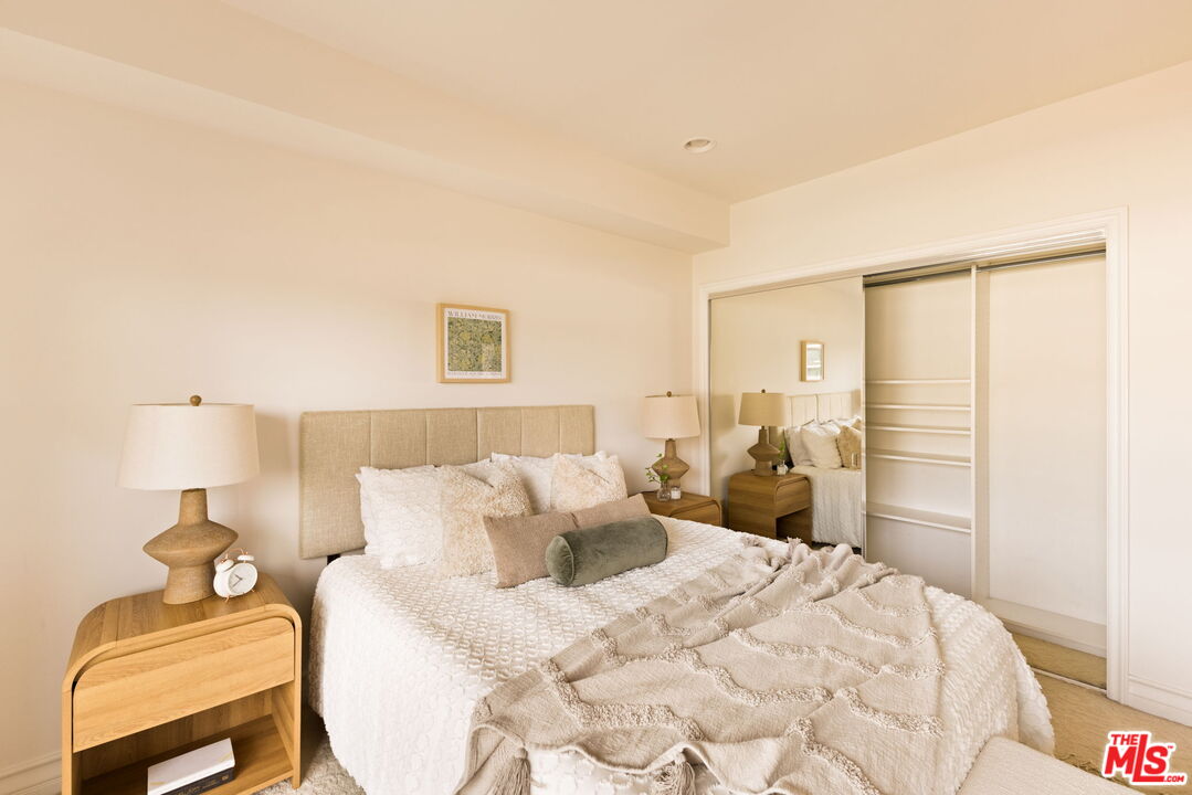 325 Arnaz Dr Unit: 304