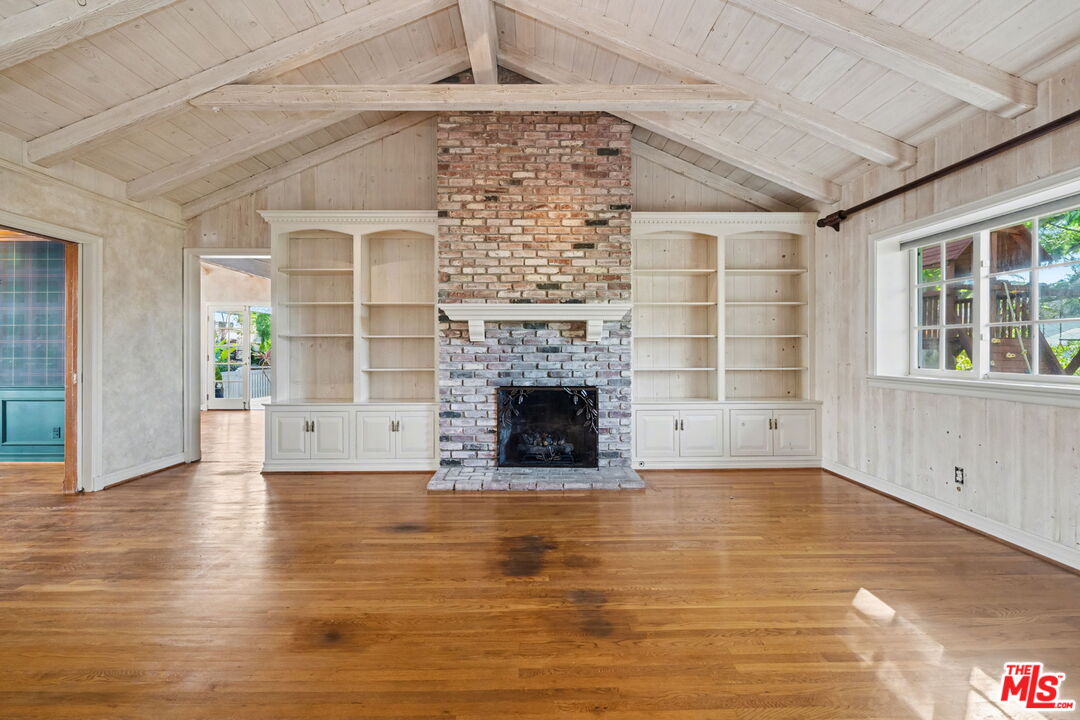 4780 Vista De Oro Ave