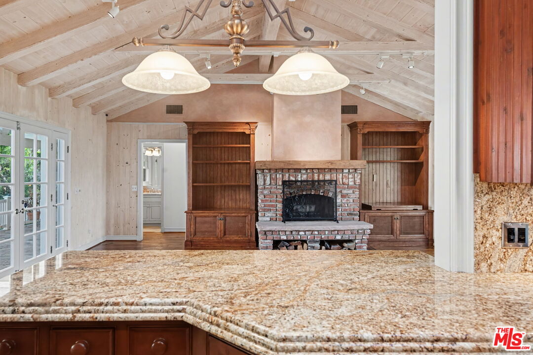 4780 Vista De Oro Ave