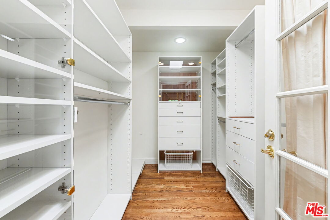 4780 Vista De Oro Ave