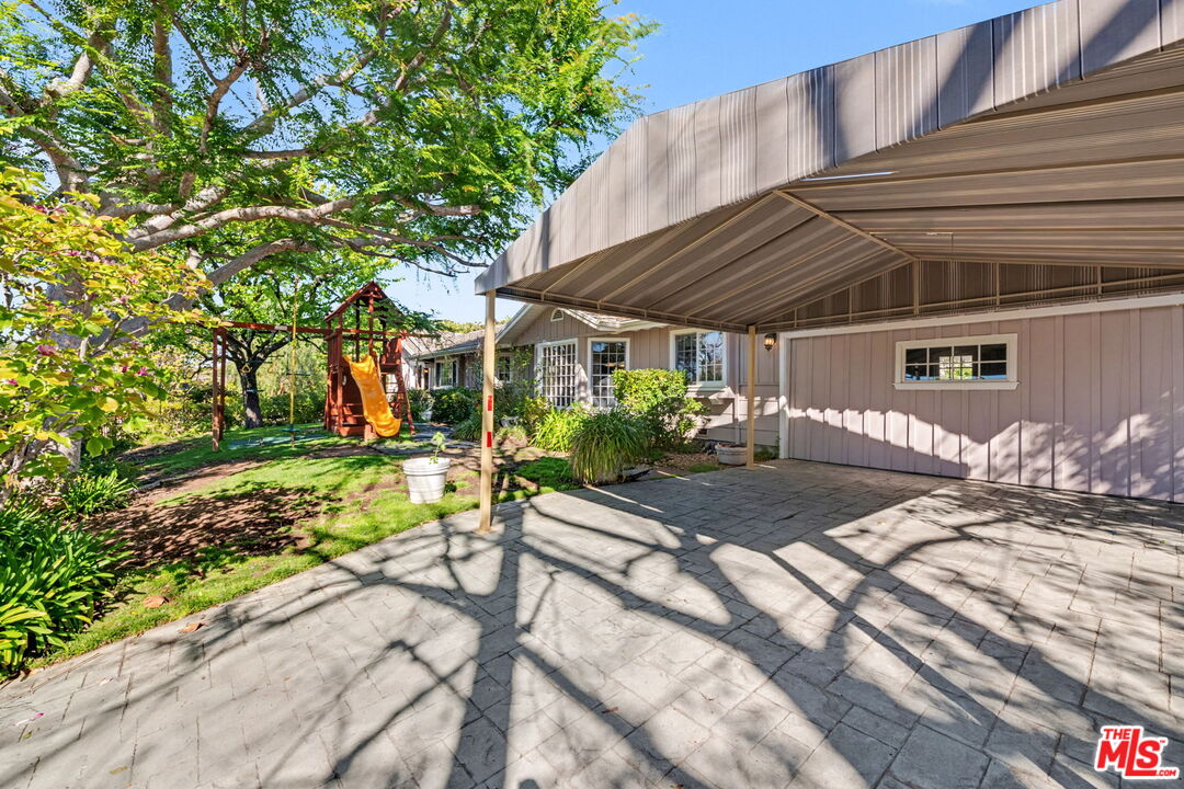 4780 Vista De Oro Ave