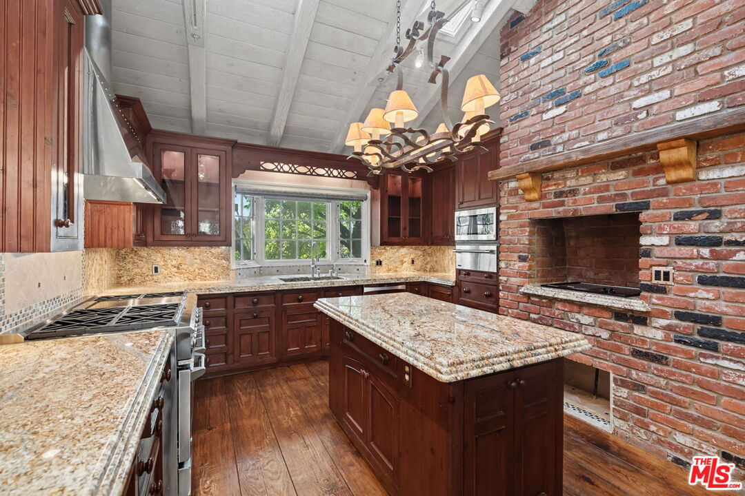 4780 Vista De Oro Ave