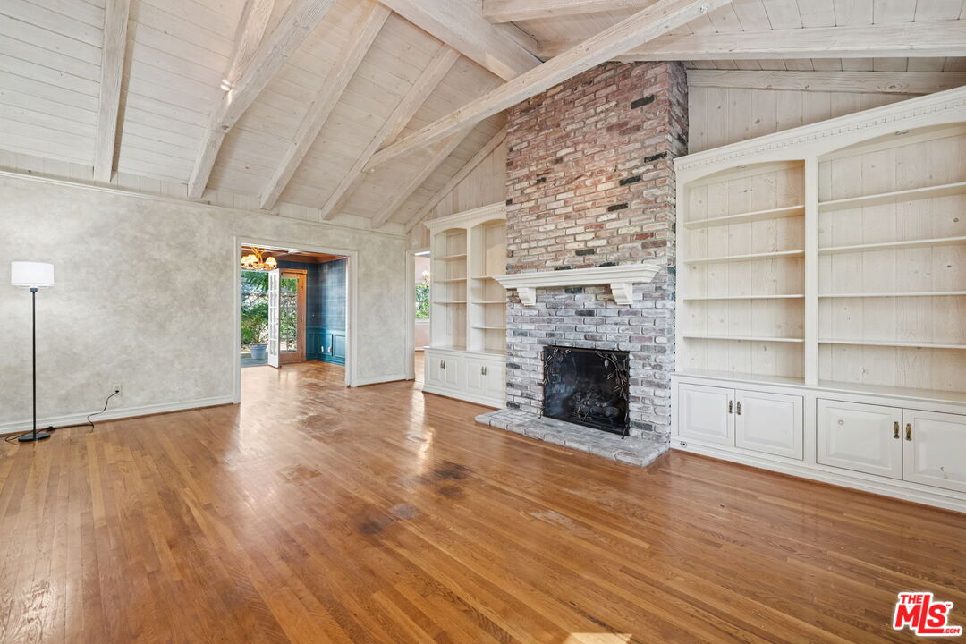 4780 Vista De Oro Ave