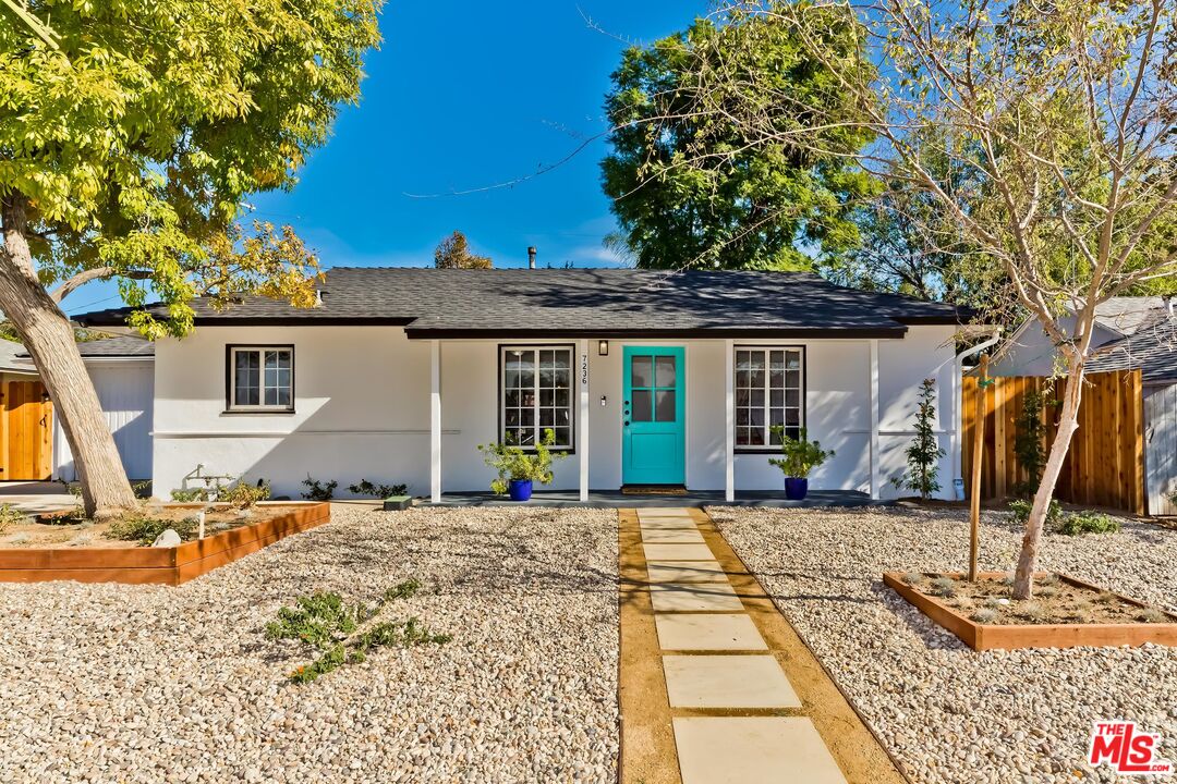 7236 Encino Ave