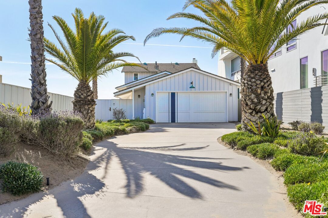 1101 Capri Way
