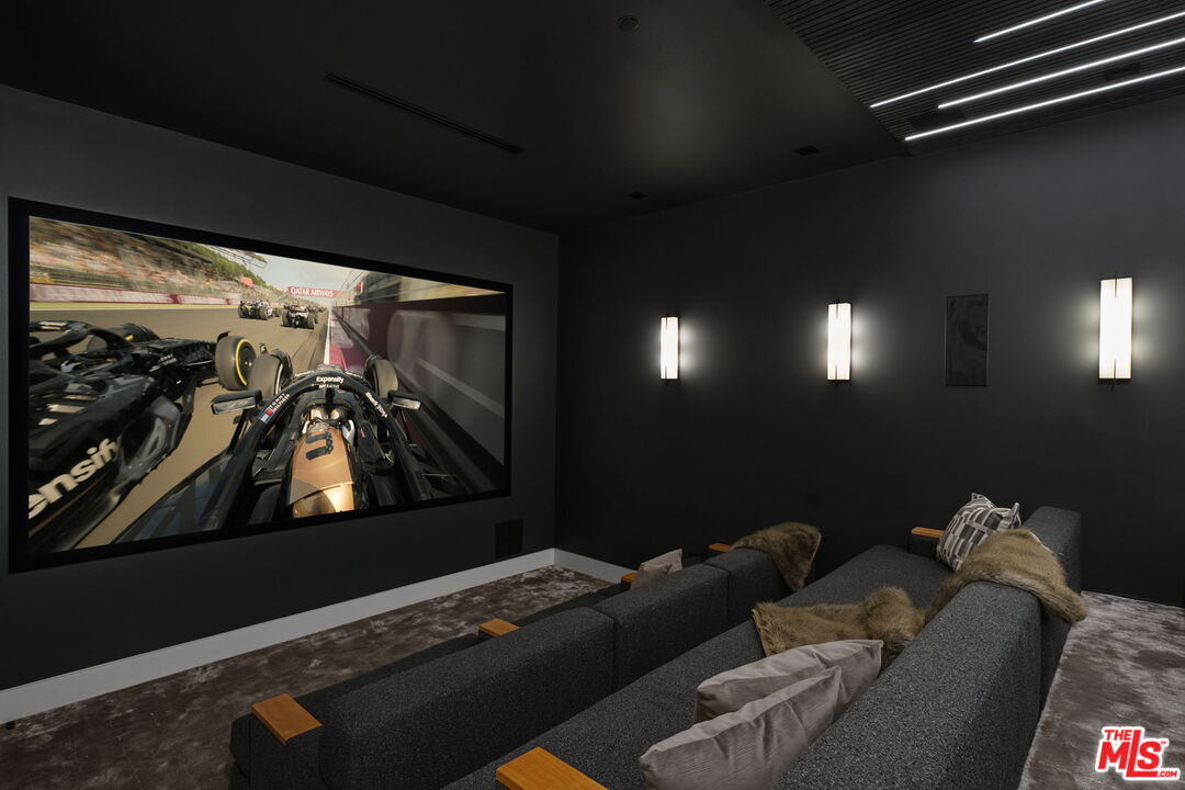 1830 Mango Way
