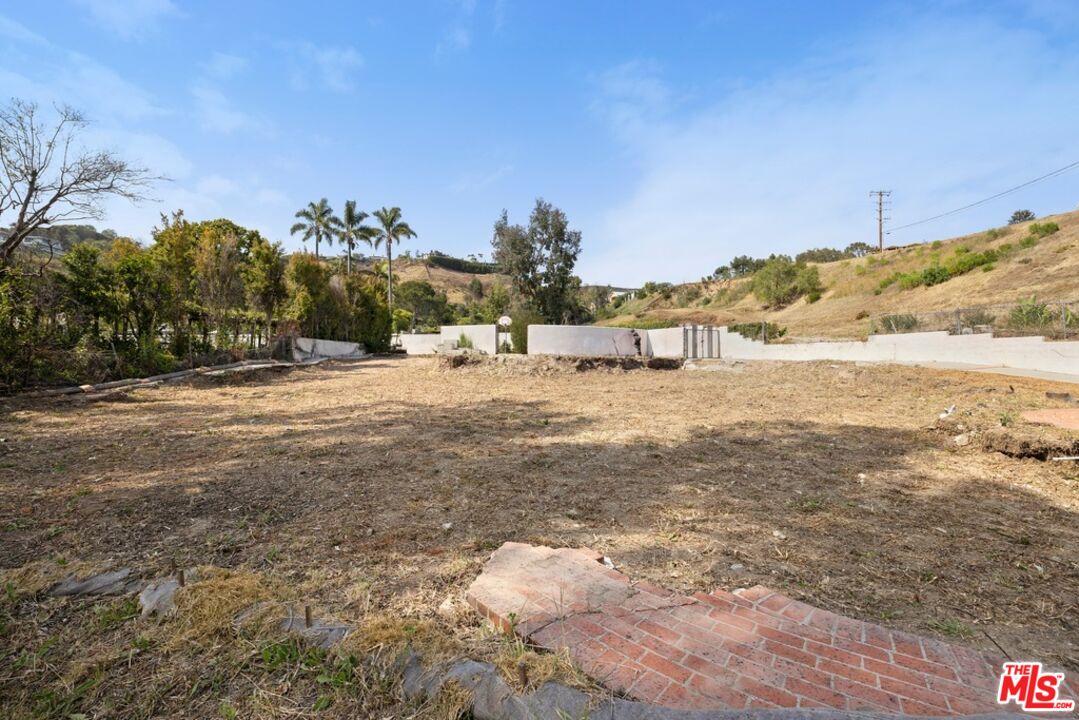 1116 Maroney Ln