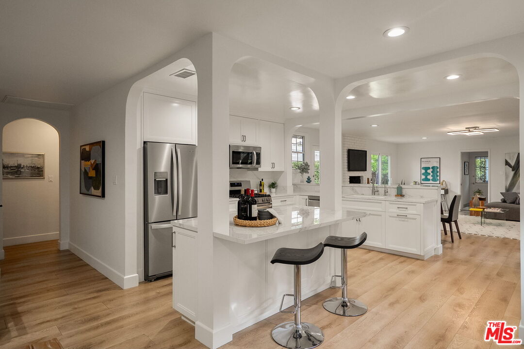 2804 Westwood Blvd