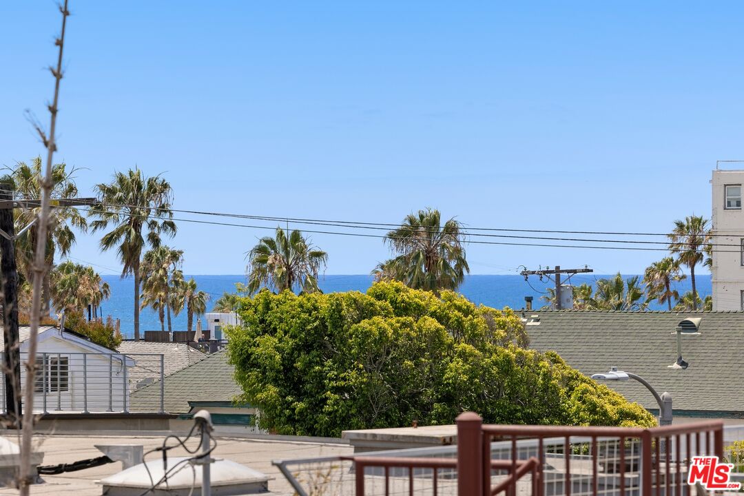 235 Main St Unit: 316