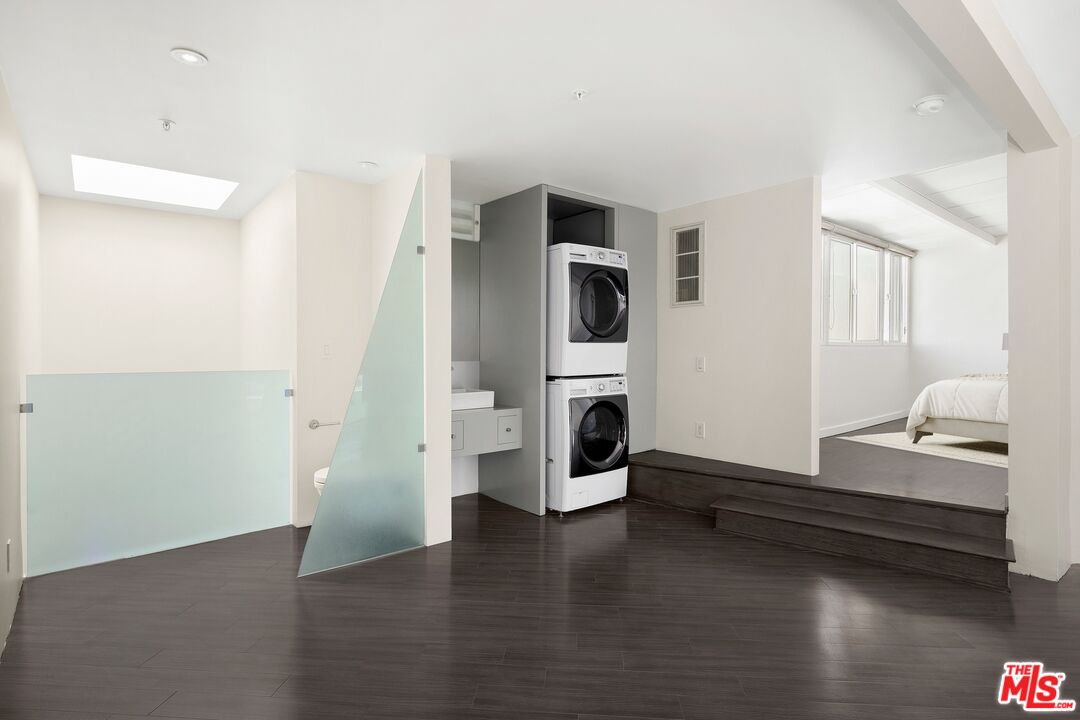 235 Main St Unit: 316