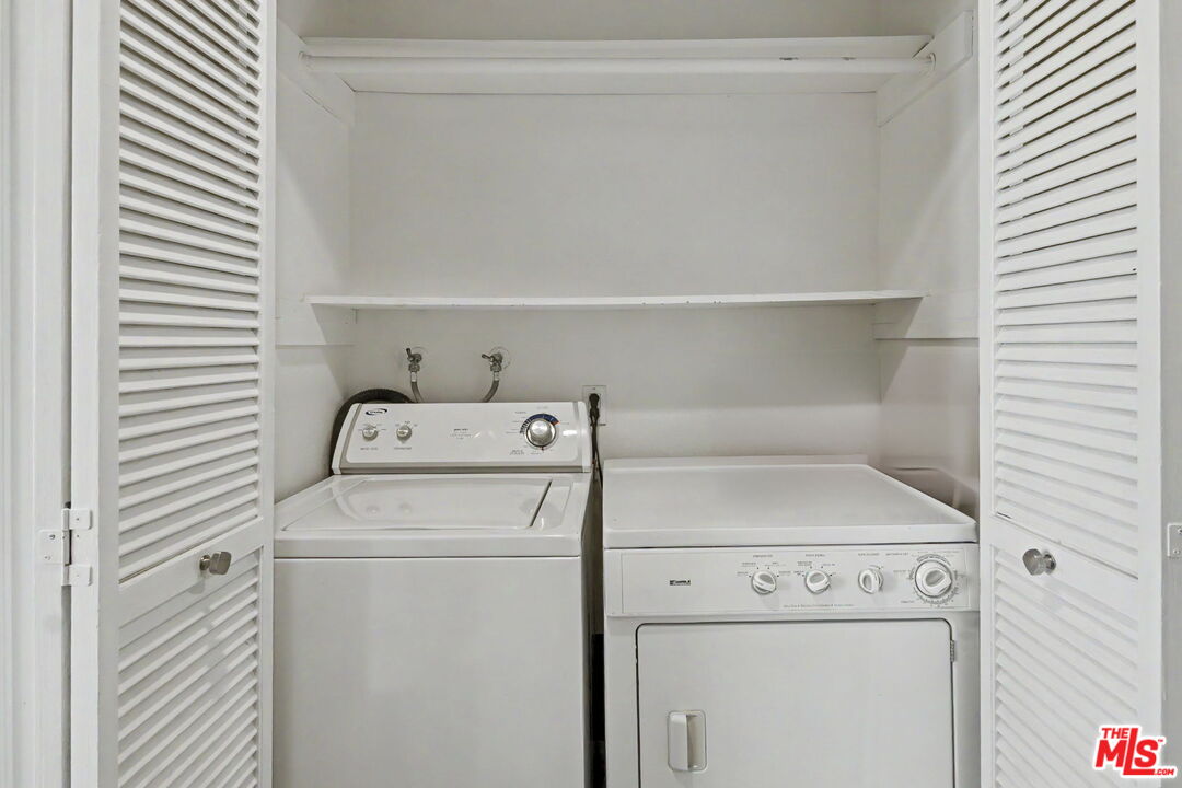 1242 Berkeley St Unit: 10