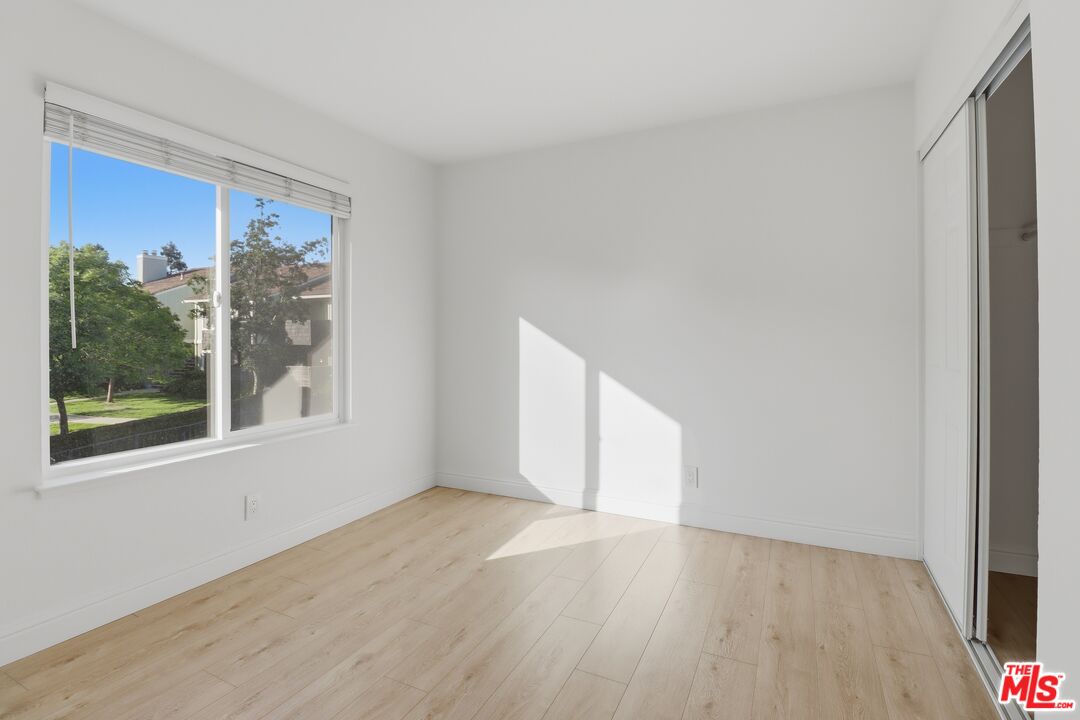 2511 Easton Pl Unit: 48