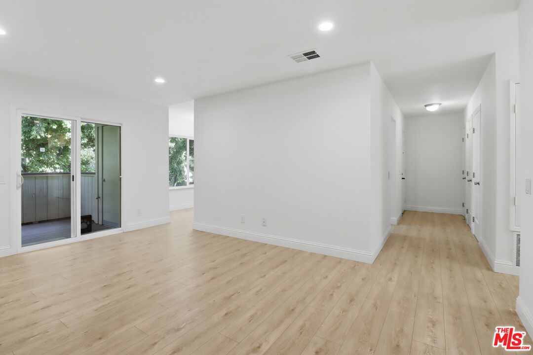 2511 Easton Pl Unit: 48