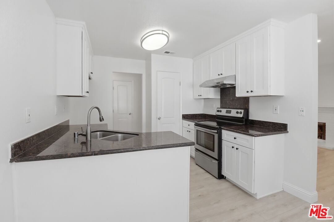 2511 Easton Pl Unit: 48