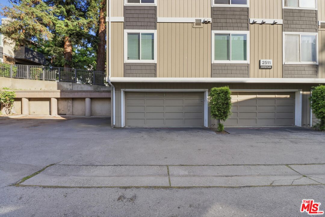 2511 Easton Pl Unit: 48